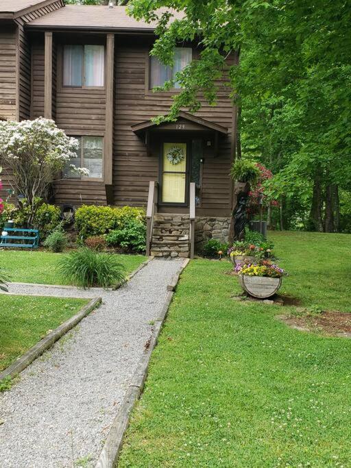 Willa J.Creek Retreat, Creekside Townhouse +1 Car Garage Maggie Valley Zewnętrze zdjęcie