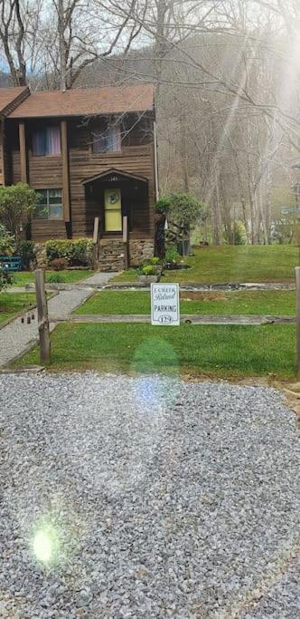 Willa J.Creek Retreat, Creekside Townhouse +1 Car Garage Maggie Valley Zewnętrze zdjęcie