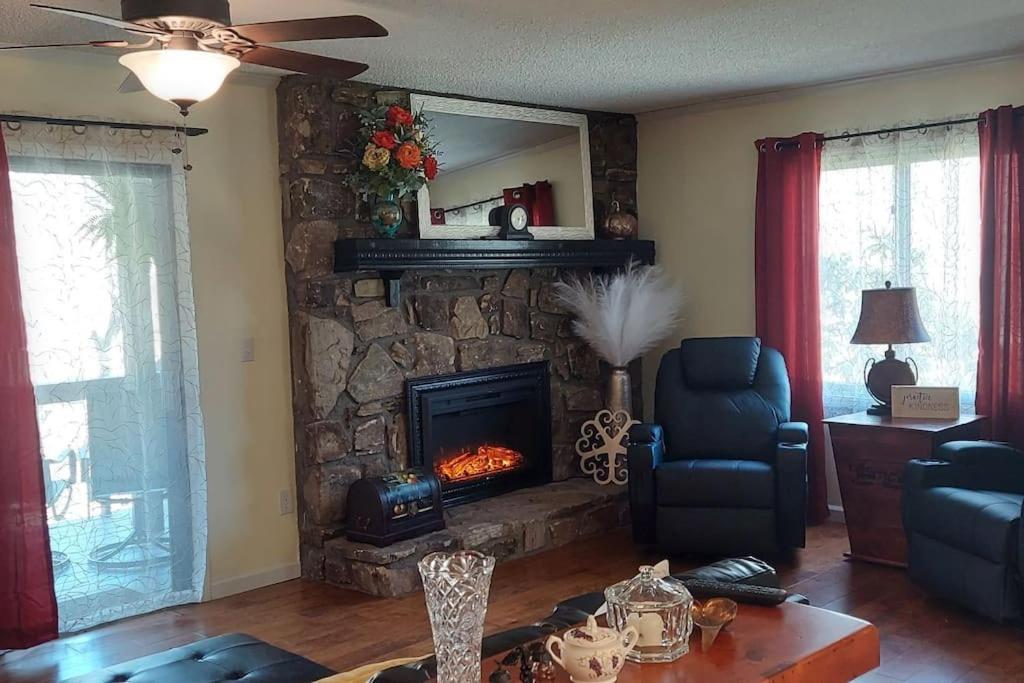 Willa J.Creek Retreat, Creekside Townhouse +1 Car Garage Maggie Valley Zewnętrze zdjęcie