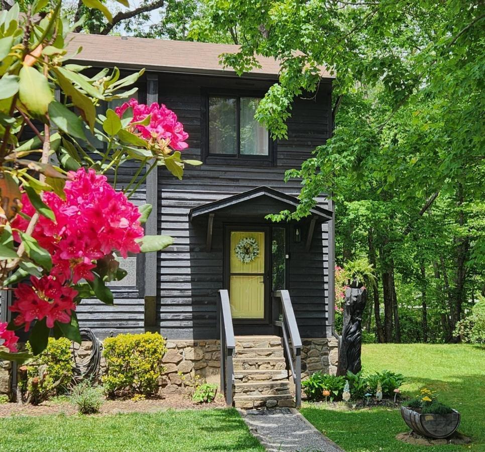 Willa J.Creek Retreat, Creekside Townhouse +1 Car Garage Maggie Valley Zewnętrze zdjęcie
